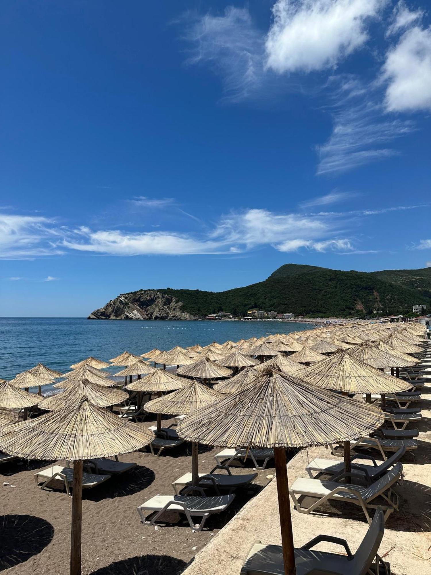 Pearl Beach - Hills & Čanj